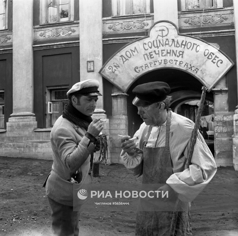 Двенадцать стульев гайдая актеры и роли