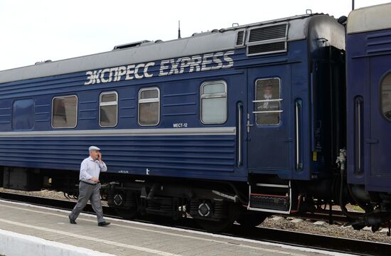 Прибытие поезда "Золотой орёл" в Грозный