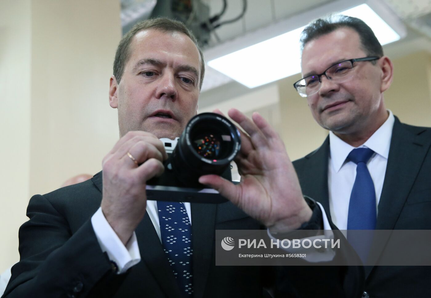 Премьер-министр РФ Д. Медведев посетил Красногорский завод имени С.А. Зверева