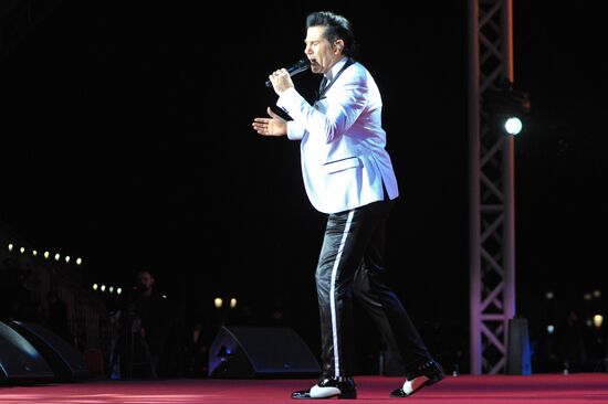 Празднование 200-летия Грозного