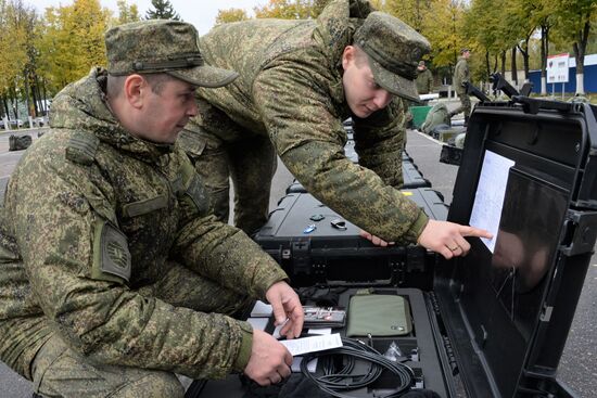 Российские саперы окажут помощь Лаосу в разминировании территории страны