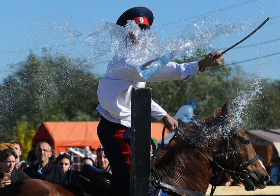 Казачьи игры «Покровские Шермиции» в Ростовской области