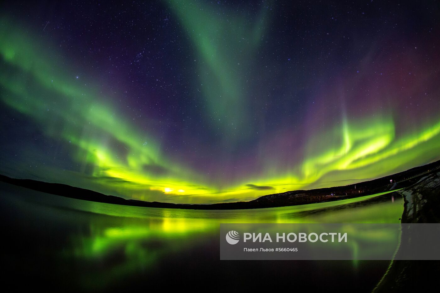 Северное сияние в Мурманской области