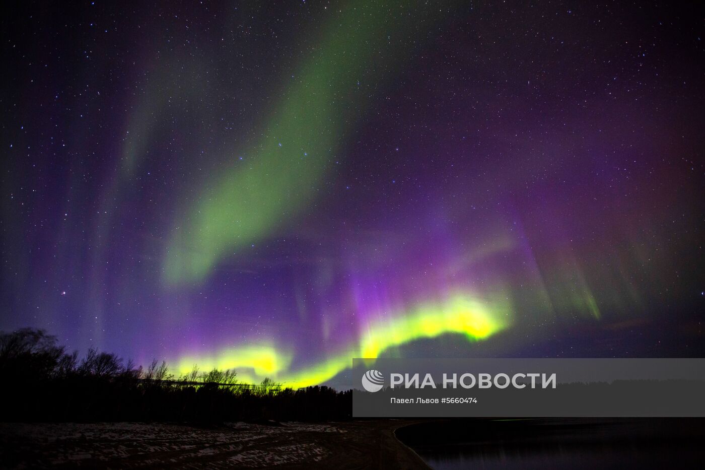 Северное сияние в Мурманской области