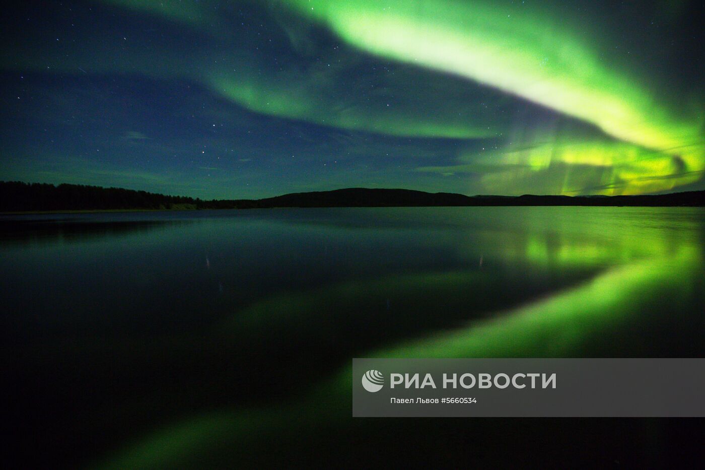 Северное сияние в Мурманской области