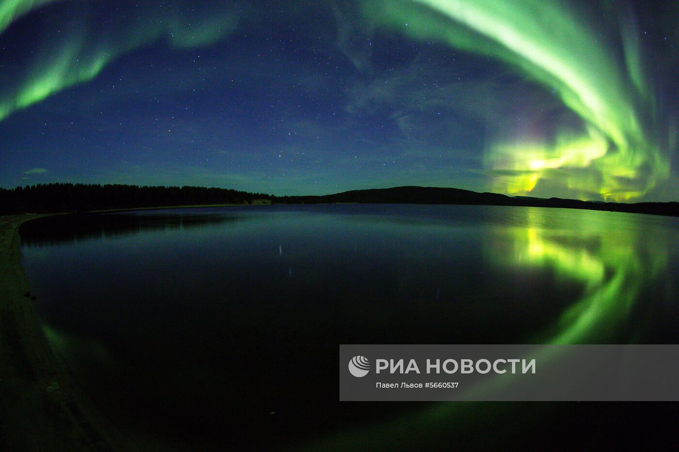 Северное сияние в Мурманской области