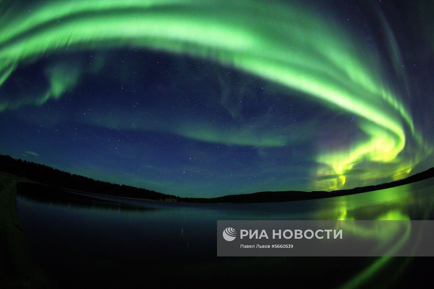 Северное сияние в Мурманской области