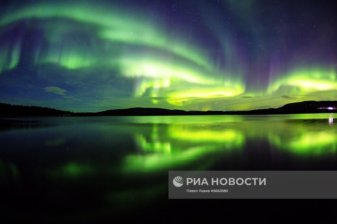 Северное сияние в Мурманской области