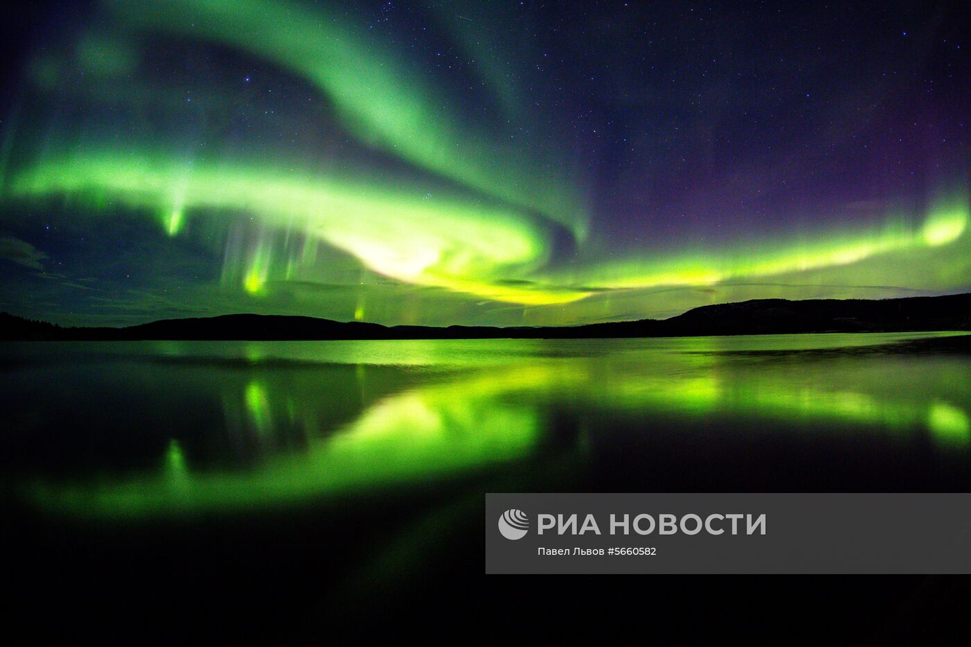 Северное сияние в Мурманской области