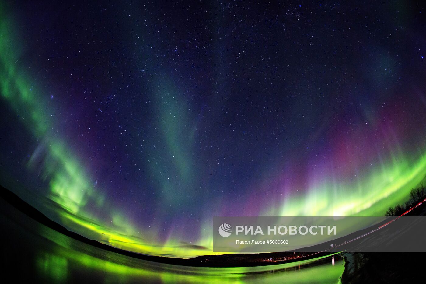 Северное сияние в Мурманской области