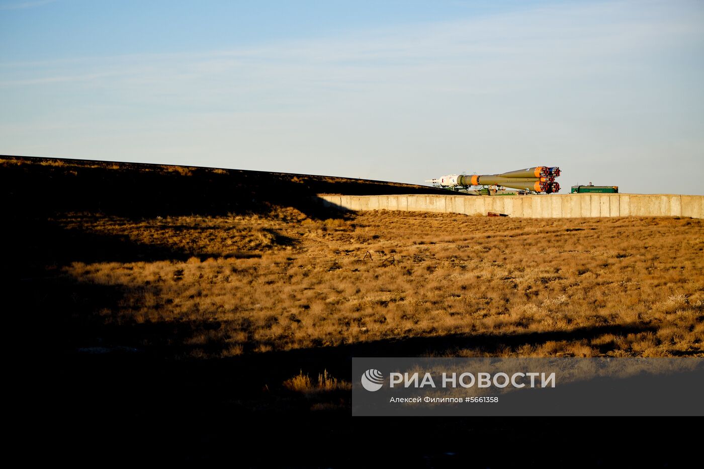 Вывоз РКН "Союз-ФГ" с ТПК "Союз МС-10"