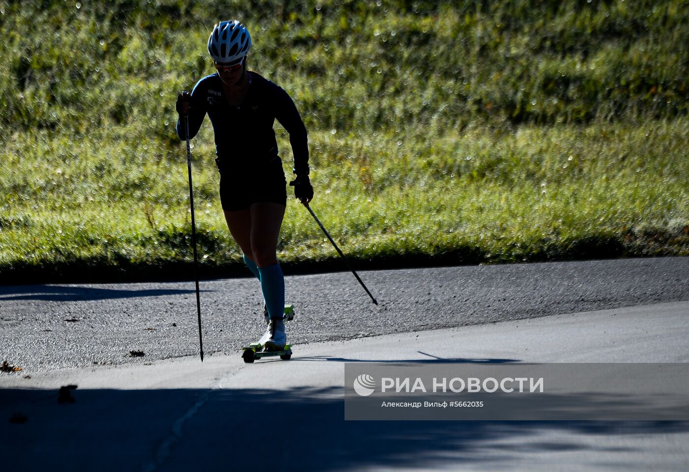 Тренировочный сбор российских команд по биатлону и лыжным гонкам