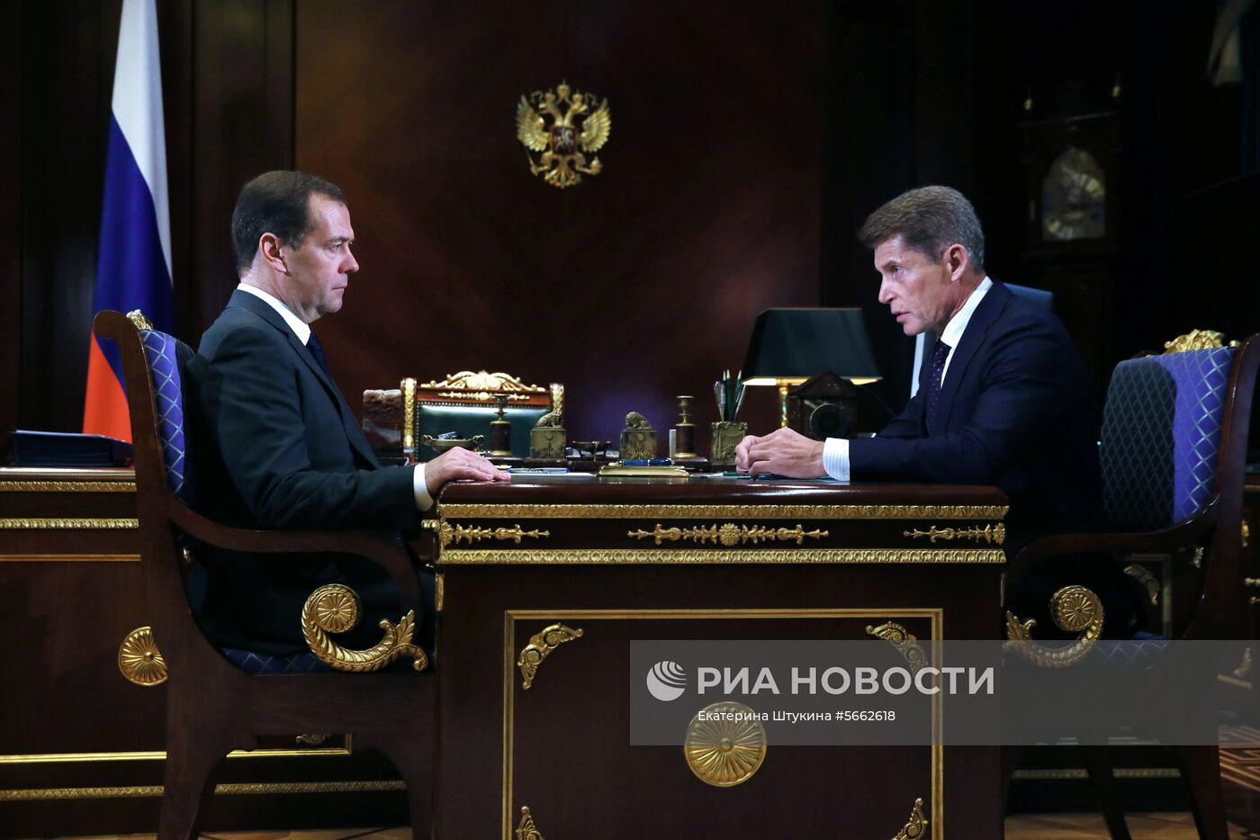 Премьер-министр РФ Д. Медведев встретился с врио губернатора Приморского края О. Кожемяко