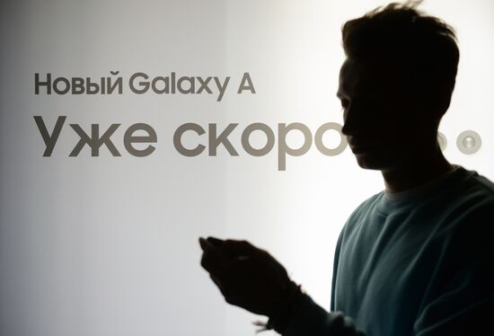 Презентация новых устройств компании Samsung