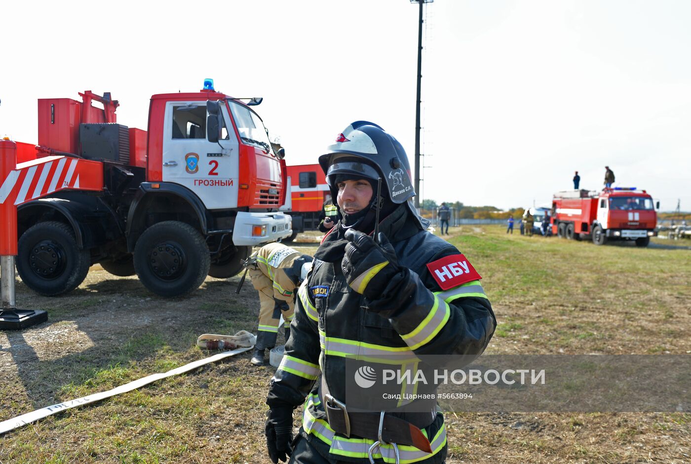 Учения МЧС по тушению природных пожаров в Грозном