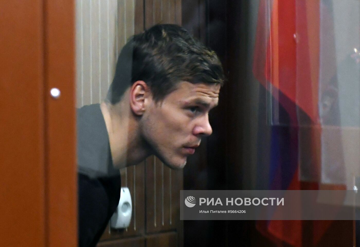 Рассмотрение ходатайства следствия об аресте А. Кокорина и П. Мамаева