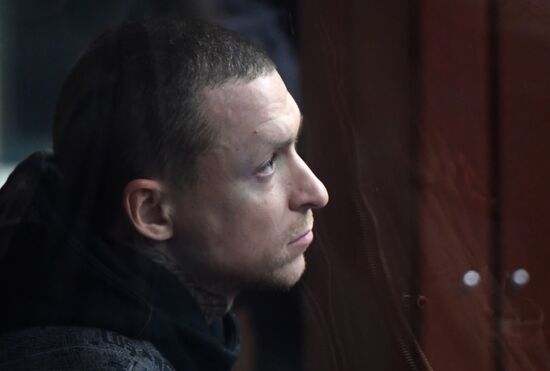 Рассмотрение ходатайства следствия об аресте А. Кокорина и П. Мамаева