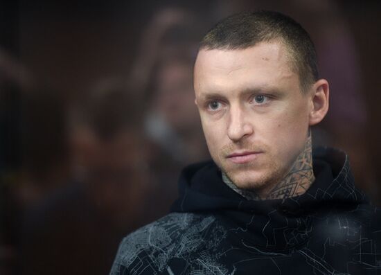 Рассмотрение ходатайства следствия об аресте А. Кокорина и П. Мамаева