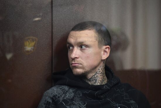 Рассмотрение ходатайства следствия об аресте А. Кокорина и П. Мамаева