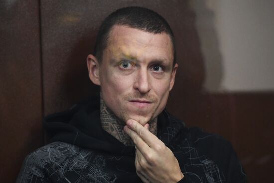 Рассмотрение ходатайства следствия об аресте А. Кокорина и П. Мамаева