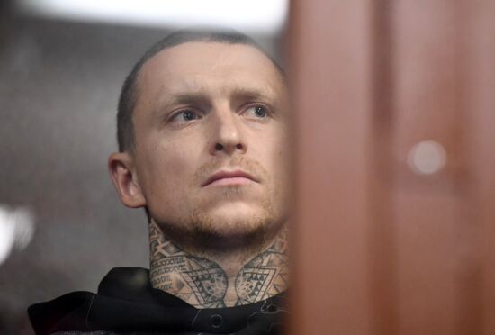 Рассмотрение ходатайства следствия об аресте А. Кокорина и П. Мамаева