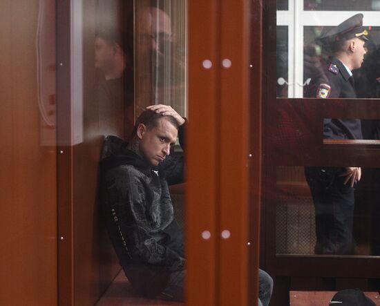 Рассмотрение ходатайства следствия об аресте А. Кокорина и П. Мамаева