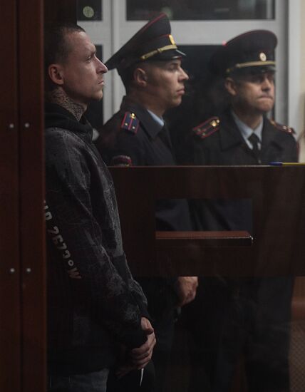 Рассмотрение ходатайства следствия об аресте А. Кокорина и П. Мамаева