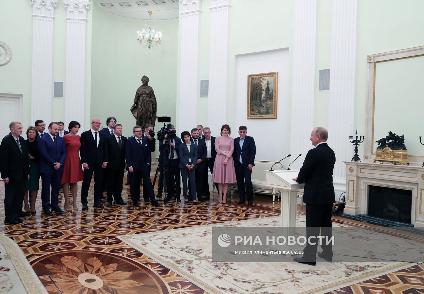 Президент РФ В. Путин встретится с руководством НТВ