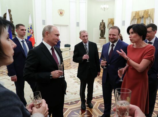 Президент РФ В. Путин встретится с руководством НТВ