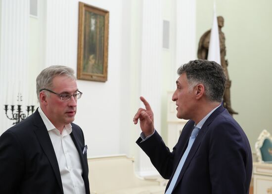 Президент РФ В. Путин встретится с руководством НТВ