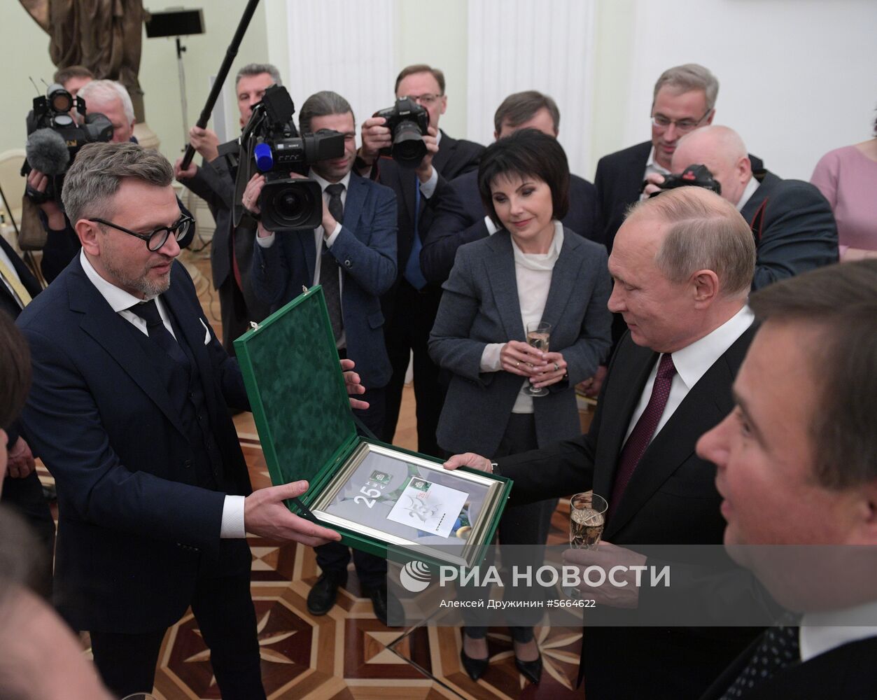 Президент РФ В. Путин встретится с руководством НТВ