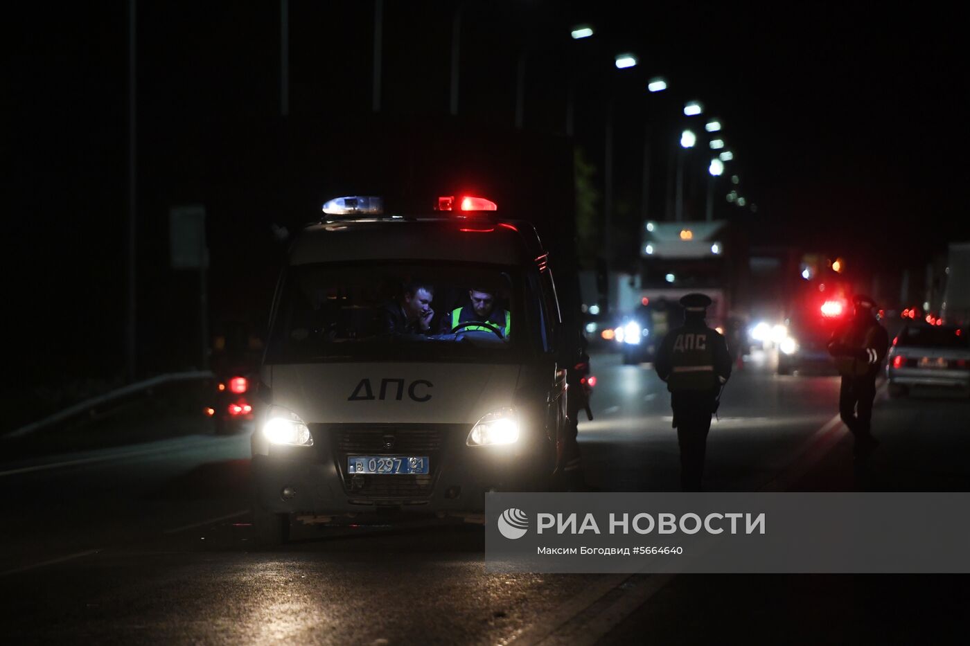 В Чувашии при столкновении автобуса с фурой погибли двенадцать человек