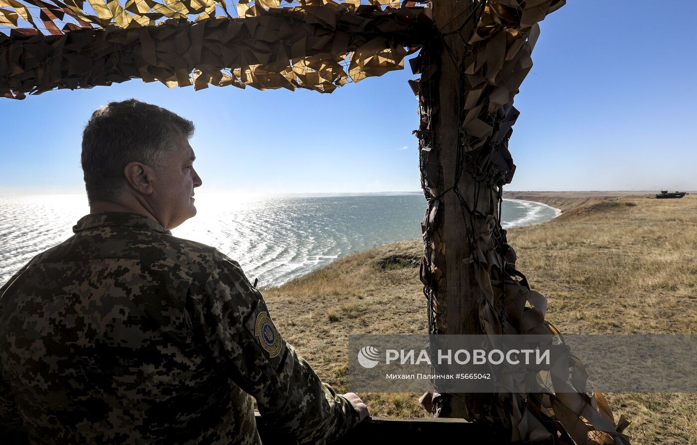 Учения Вооруженных сил Украины на побережье Азовского моря