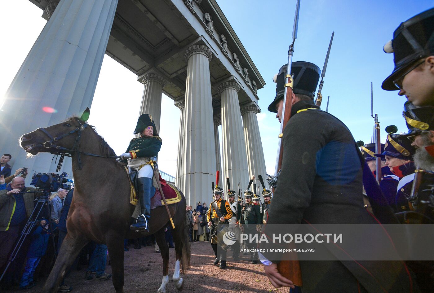 Праздник в честь 180-летия Московских триумфальных ворот в Санкт-Петербурге