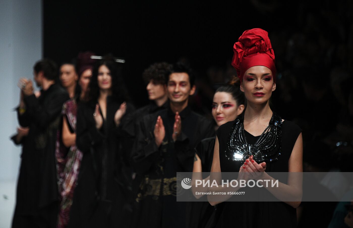 Mercedes-Benz Fashion Week Russia. День второй