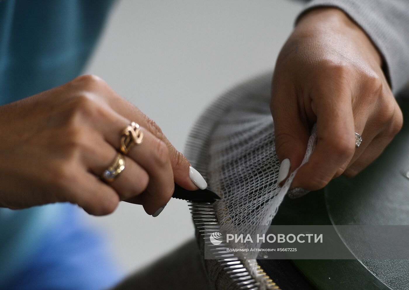 Фабрика по производству ковров "Эрдэнэт Хивс" в Монголии