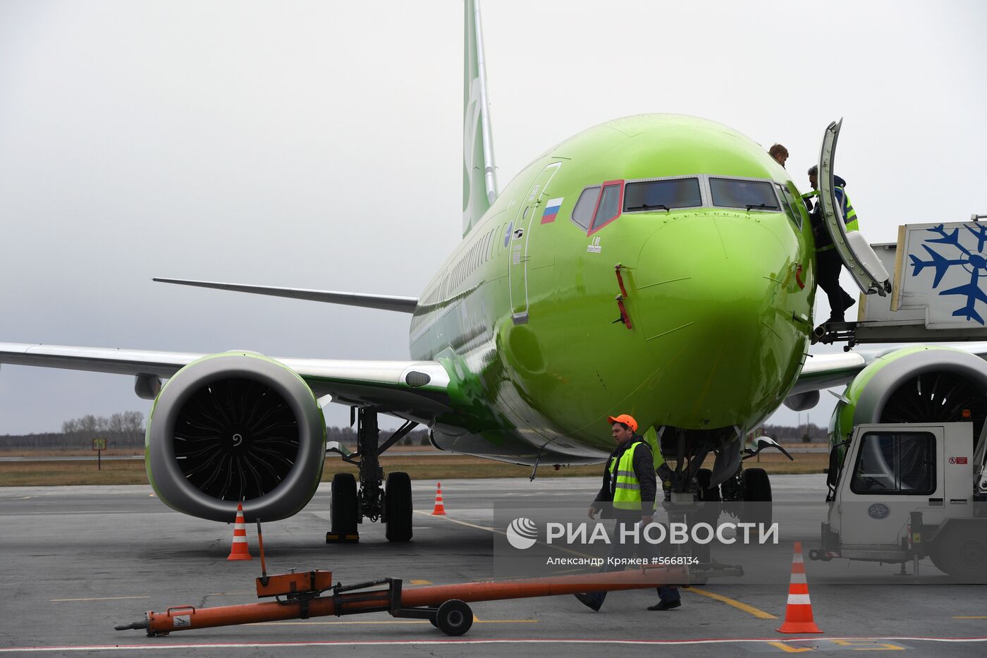 S7 получила первый в России Boeing 737 MAX
