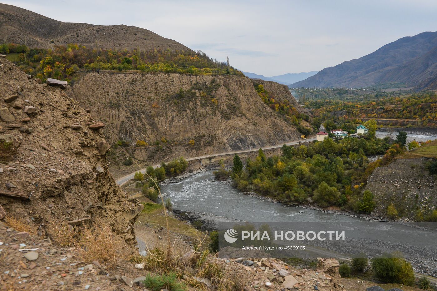 Село Хрюг в Дагестане 