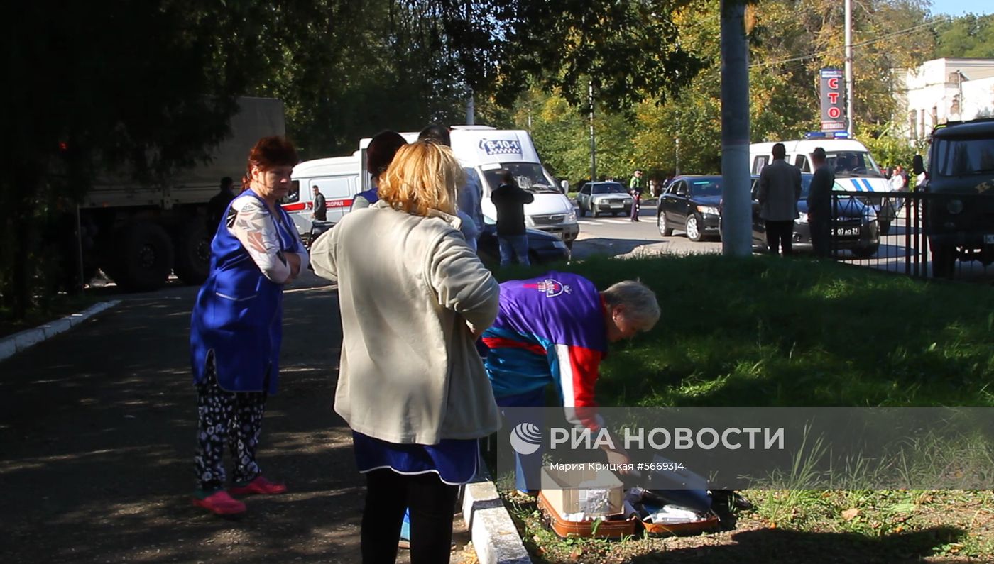 Нападение на керченский колледж