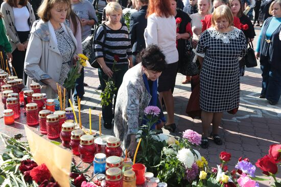 В Крыму объявили трехдневный траур в связи с трагедией в Керчи