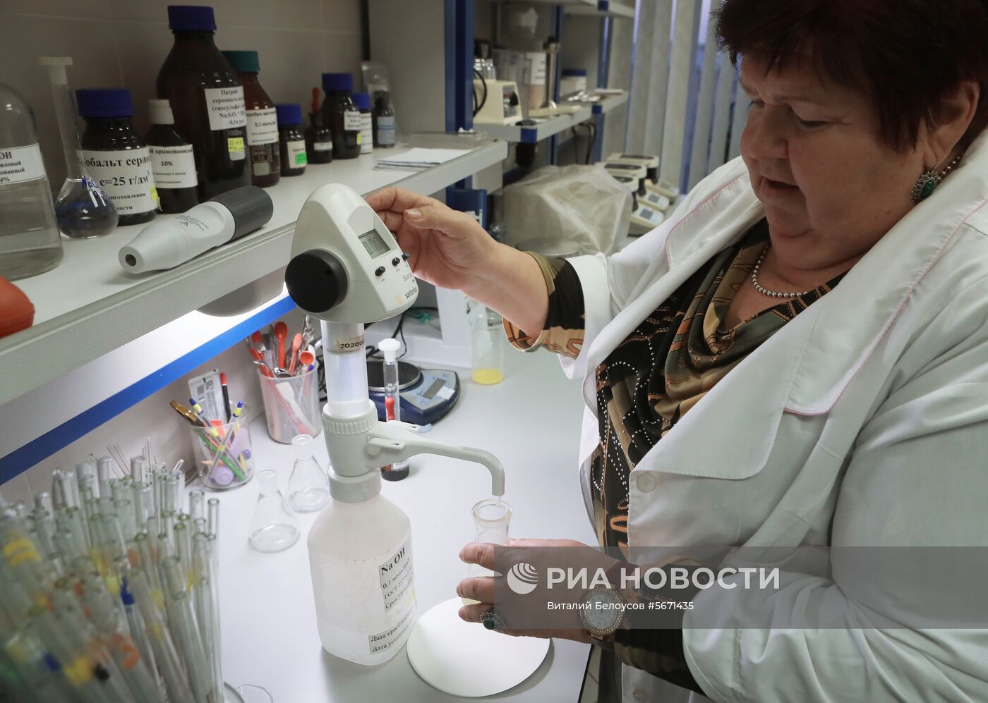 Проверка продукции в лаборатории Роспотребнадзора