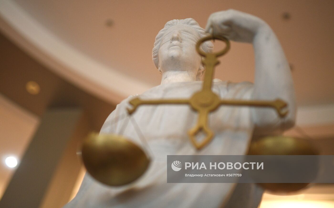 Рассмотрение апелляций на арест А. Кокорина и его брата Кирилла