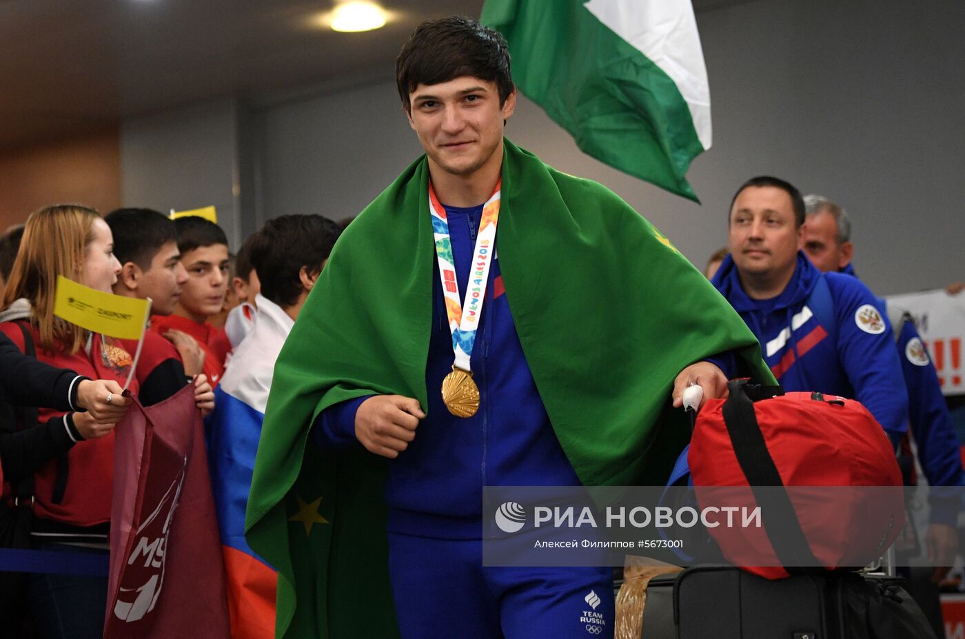 Встреча российских спортсменов - участников летних юношеских Олимпийских игр в Буэнос-Айрес