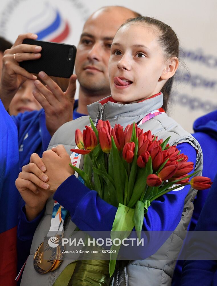 Встреча российских спортсменов - участников летних юношеских Олимпийских игр в Буэнос-Айрес