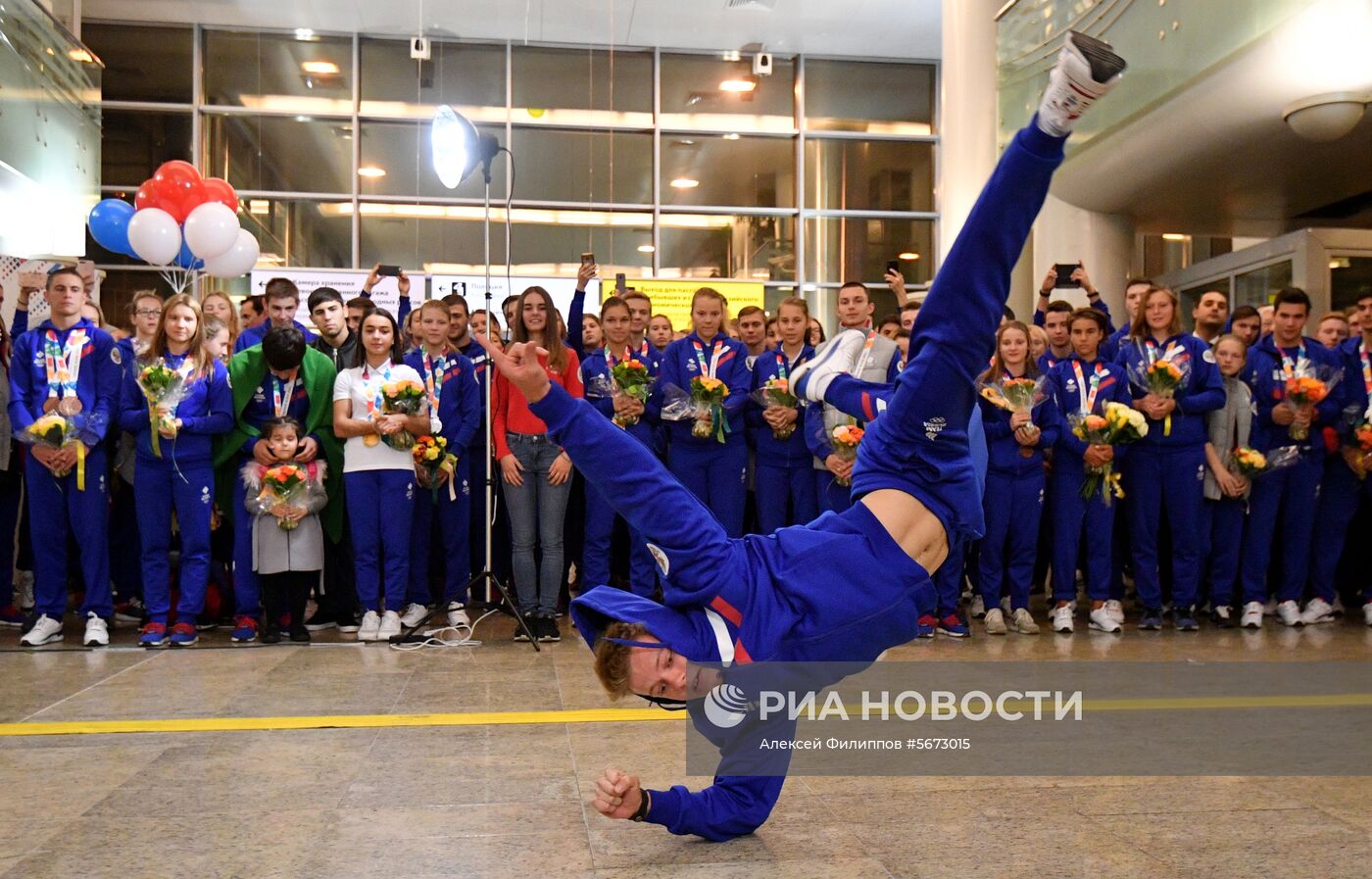 Встреча российских спортсменов - участников летних юношеских Олимпийских игр в Буэнос-Айрес