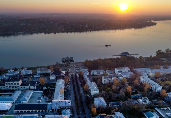 Города России. Кострома