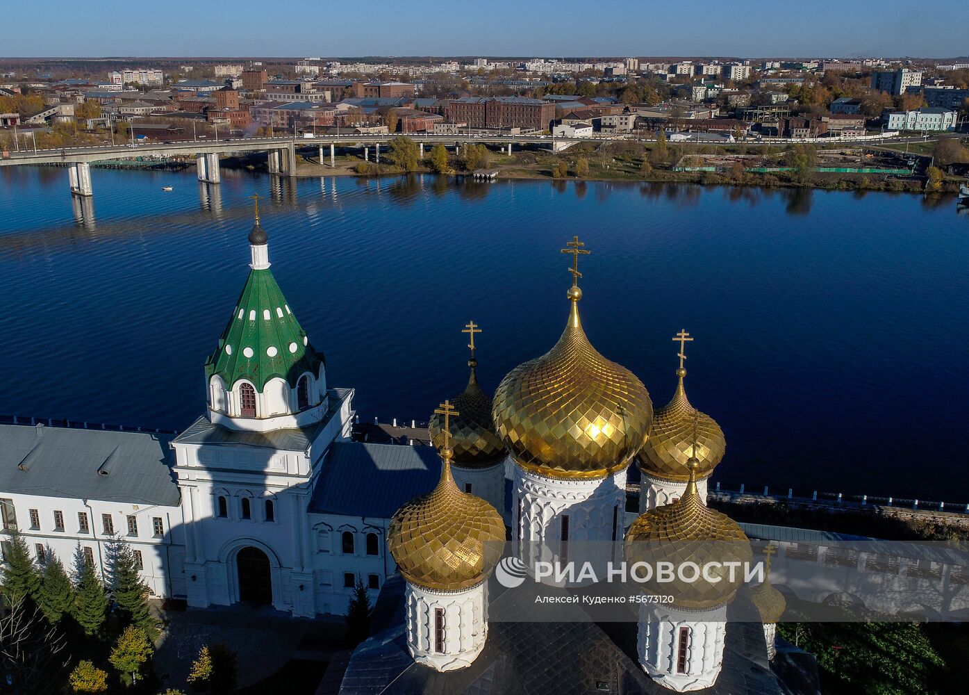 Города России. Кострома