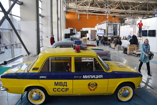 Подготовка к открытию международной выставки "Интерполитех - 2018" 