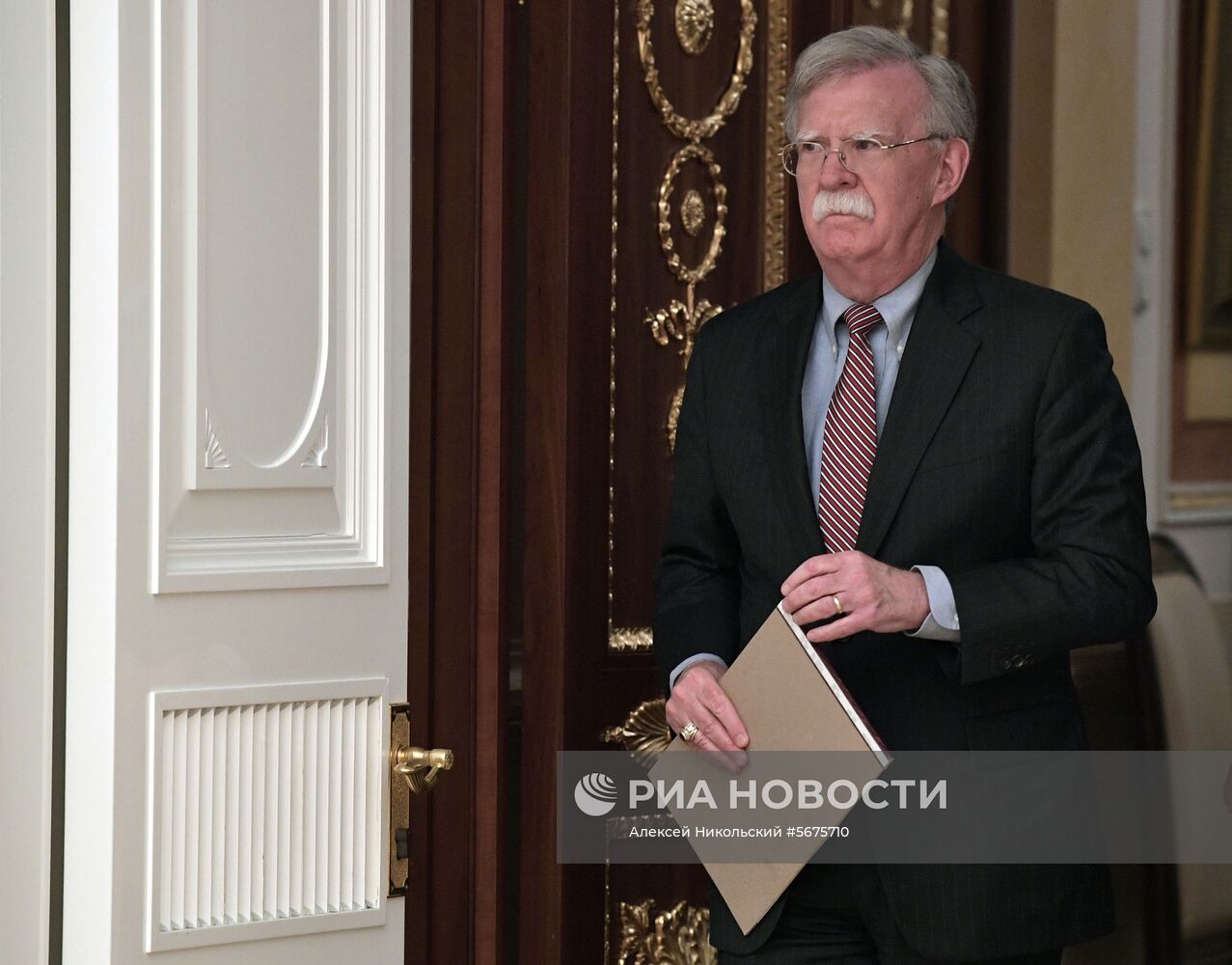 Встреча президента РФ В. Путина с помощником президента США по национальной безопасности Д. Болтоном