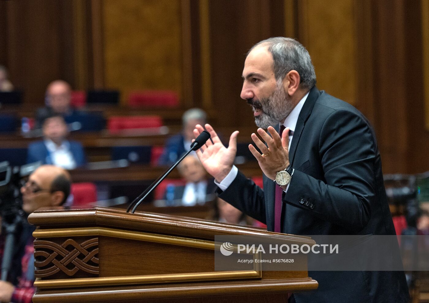 Парламент Армении отклонил кандидатуру Н. Пашиняна на пост премьер-министра